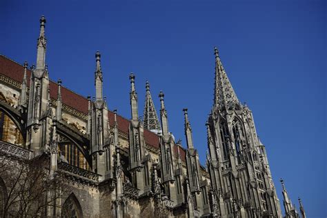  ウルム大聖堂！壮大なゴシック建築と街並みを一望する絶景