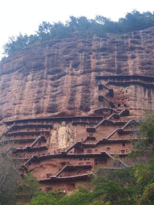  西山石窟群！古代の神秘に浸る壮大な仏教遺跡を旅しよう！